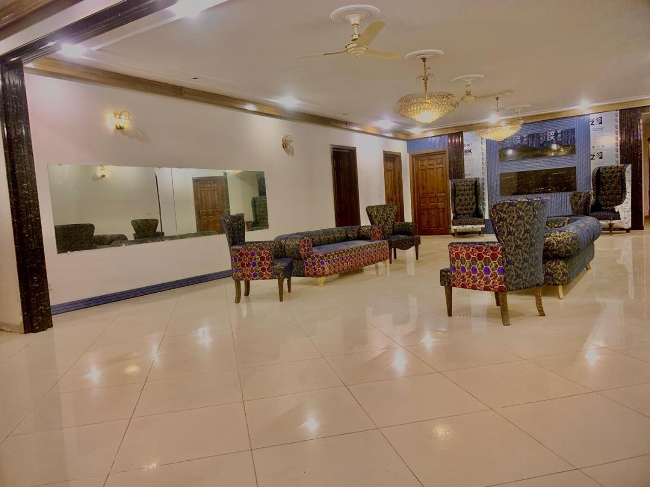 Royal Serena Residency 伊斯兰堡 外观 照片