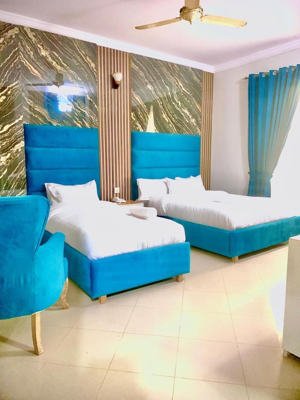 Royal Serena Residency 伊斯兰堡 客房 照片